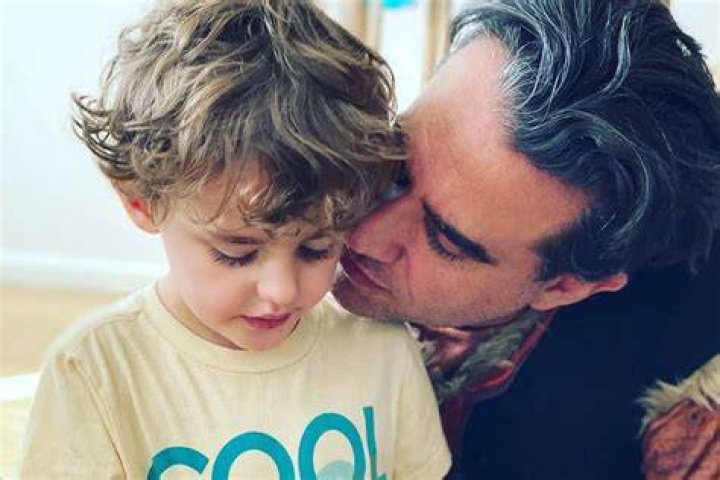 Bobby Cannavale children: Does Bobby Cannavale have kids?