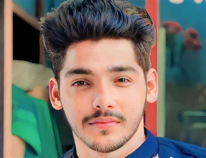 Brandon Quintin Adams Bio, Wiki, Age, Height, Family, Salary, and Net worth