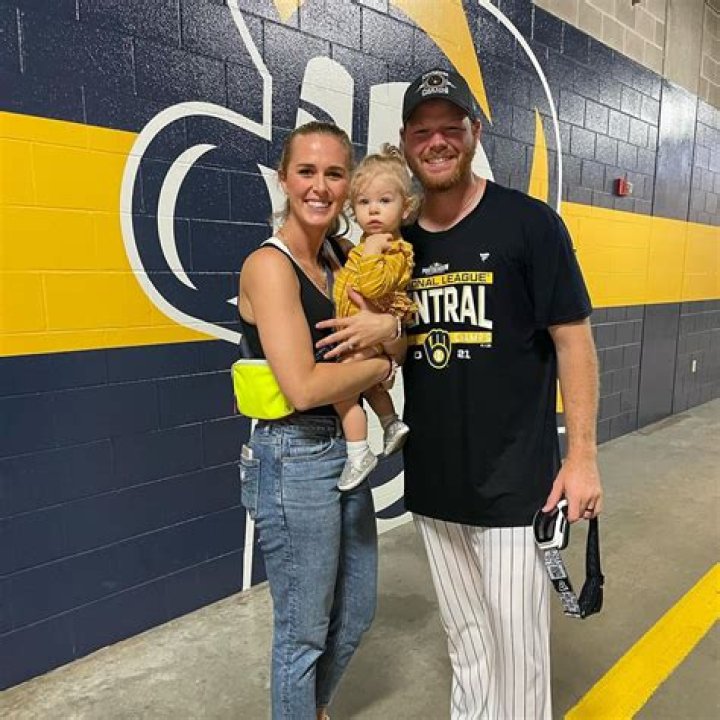 Brandon Woodruff Wife: Jonie Woodruff Bio, Age, And Height