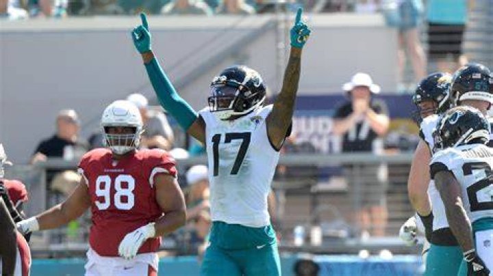 DJ Chark Contract, Salary, Pronunciation, 40 Time, Free Agent, PFF, Age