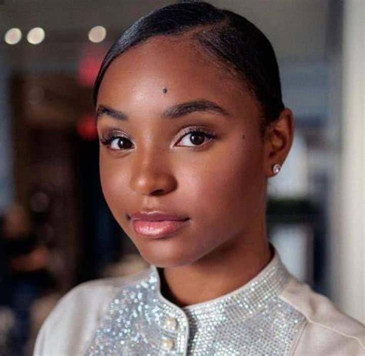 Dorin Dickerson Bio, Wiki, Age, Height, Parents, Wife, 93.7 The Fan, and Net Worth