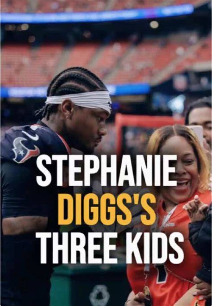 How many Diggs brothers are playing in the NFL? How many siblings does Stefon Diggs have?