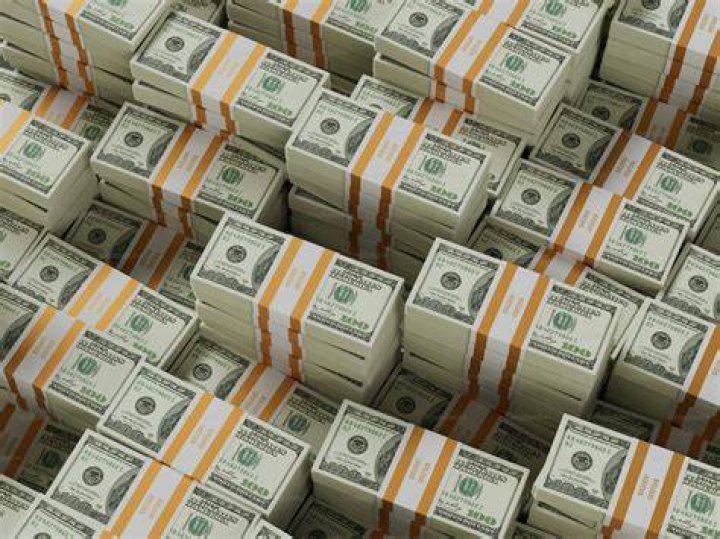 How Much Money Does Douglas McIntosh Make? Latest Douglas McIntosh Net Worth Income Salary