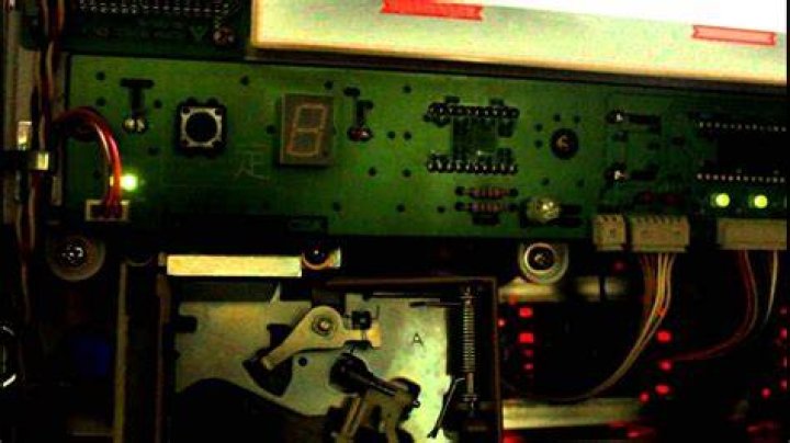 How to reset slot machine without a key
