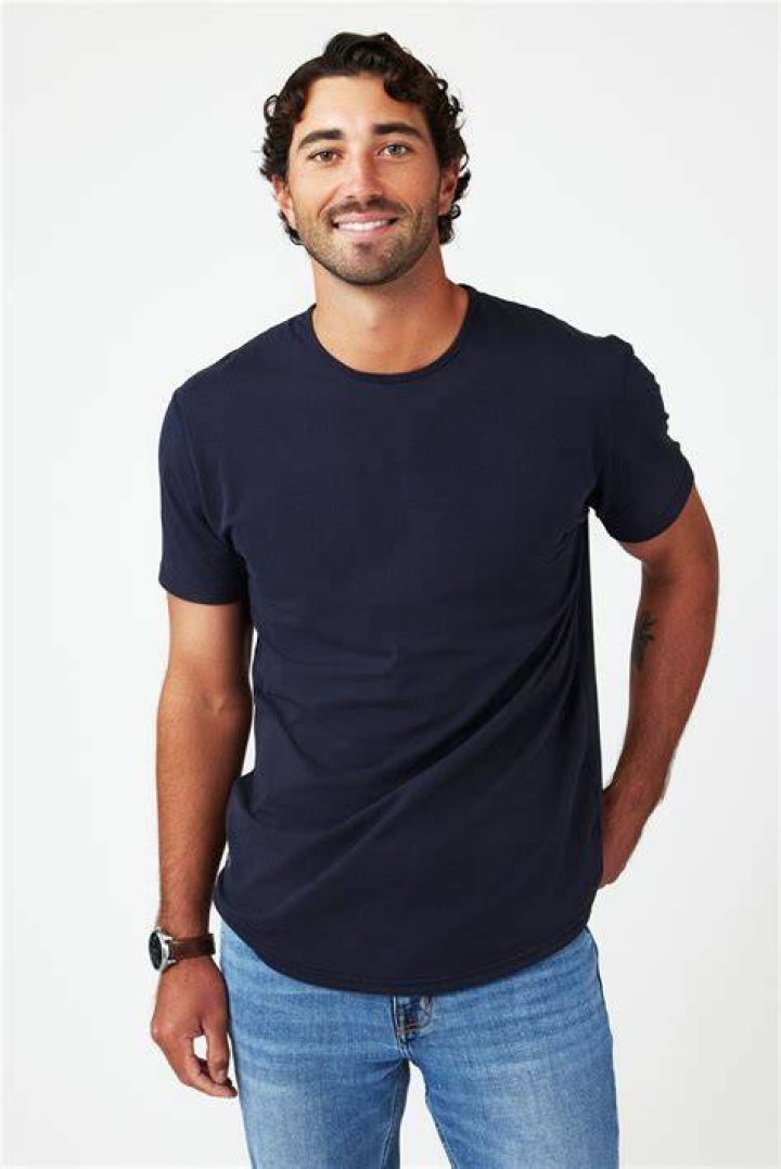 Jason Foster Bachelorette: Age, Wiki, Bio, Height, Job, Nationality, Instagram