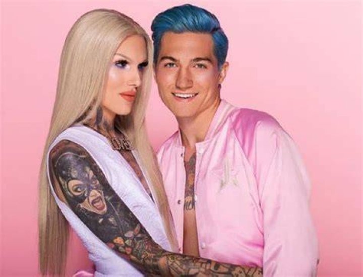 Jeffree Star’s Partner Nathan Schwandt Wikipedia, Biography, Net Worth, Gay, Job