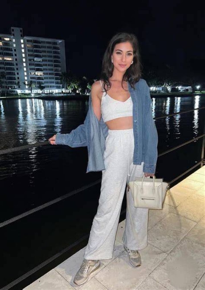 Jenise Fernandez [WPLG] Wiki Age, Biography, Salary, Boyfriend, Instagram