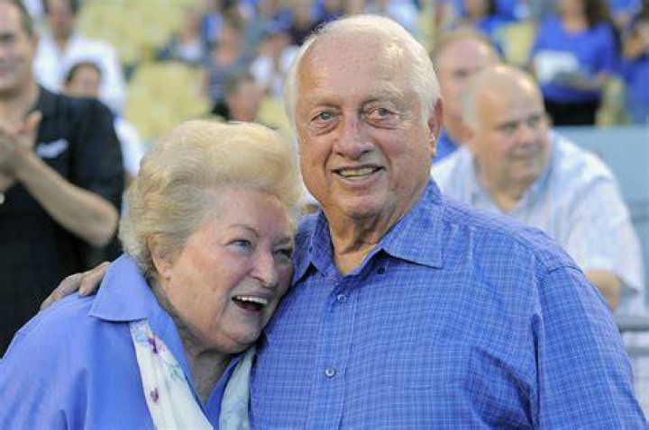 Jo Lasorda Death Cause And Wikipedia: Everything On Tommy Lasorda Wife