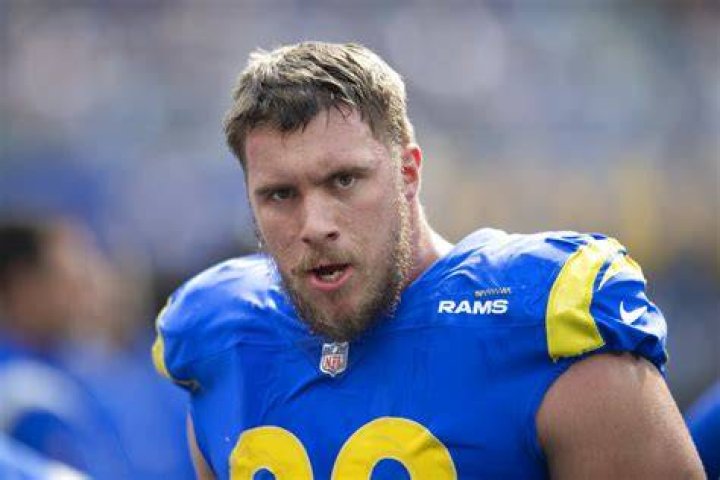 Jonah Williams Contract, Salary, Height, Age, team, PFF, Wiki, High School, Tattoo, Draft, Madden Rating