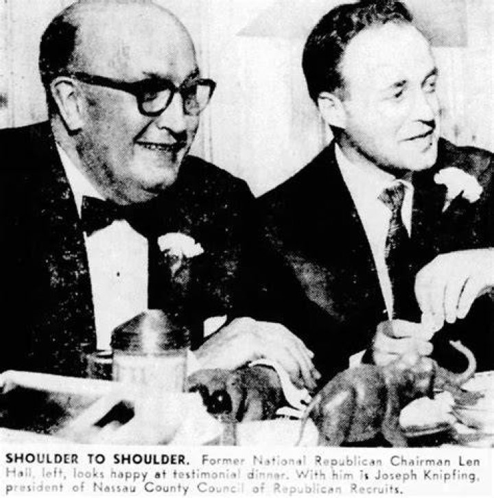 Joseph Valentine Knipfing Jr.: Who is Kevin James’s father?