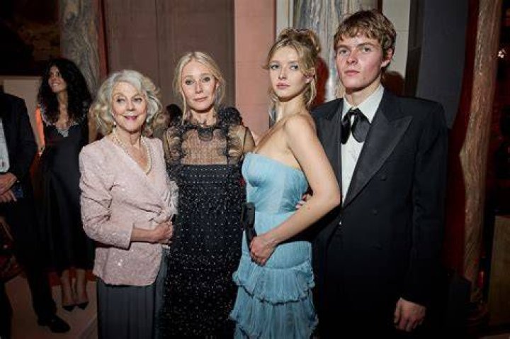 Katharine Danner: Who is Blythe Danner mother?