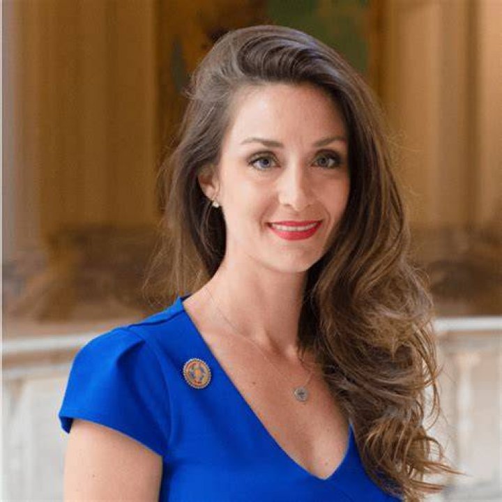Kevin Stitt Wife: Sarah Stitt Age, Act, Hope Foundation, Wiki, Family, Height