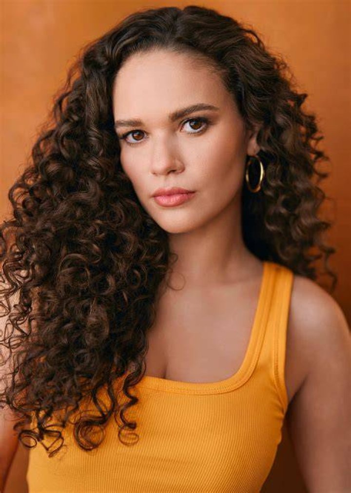 Madison Pettis Age Wikipedia, Biography Net Worth, Dating, Height