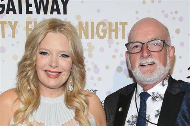 Melissa Peterman net worth, age, height, husband, boyfriend, kids, biography, wiki