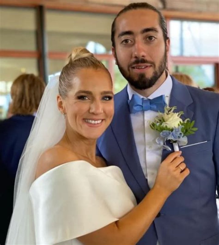 Mika Zibanejad Bio, Age, Height, Spouse|Dating, Family, Career, Net worth