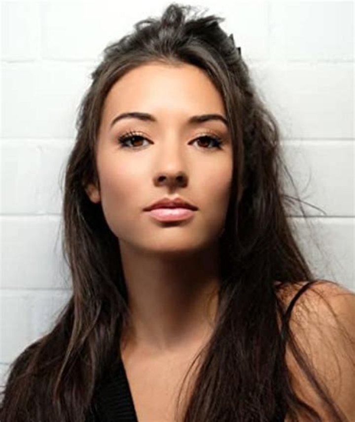 Naomi Willow