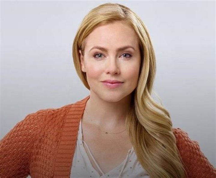 Rebecca Schull Bio, Wiki, Age, Height, Husband, Net Worth and Death