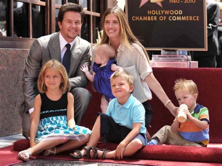 Rhea Durham, Mark Wahlberg’s Wife – Bio, Children, Height, Net Worth