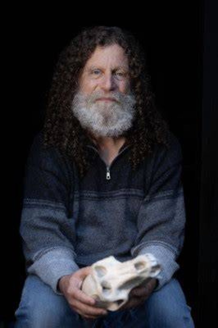 Robert Sapolsky Net Worth, Income, Salary, Earnings, Biography
