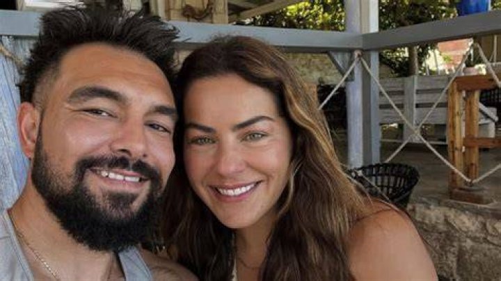 Sydney Love: Who Is Veronica Carlson’s Husband?