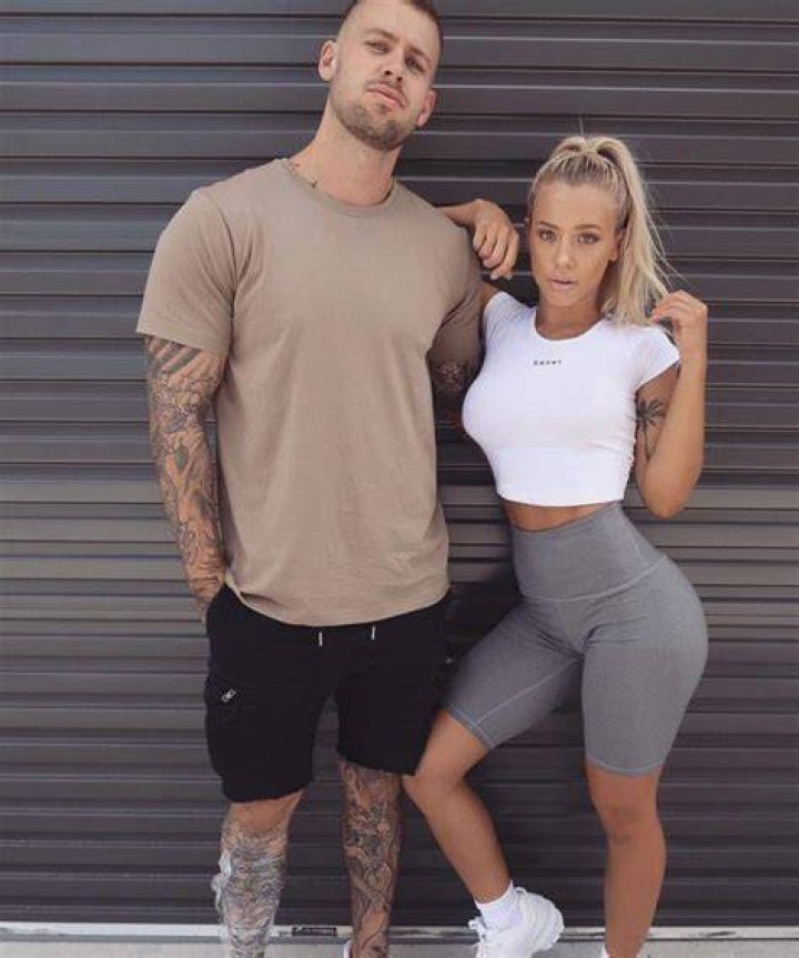 Tammy Hembrow Biography: Age, Profile & Net Worth