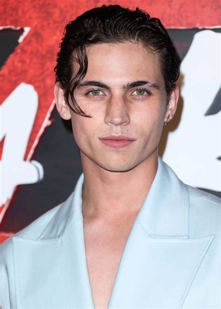 Uly Schlesinger: Facts To Know About The Actor