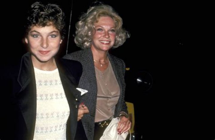 What happened to the actress Candy Clark?