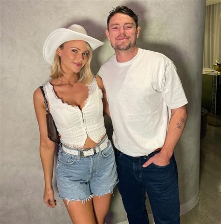 What Is Eleanor Neale’s Net Worth? Age, Boyfriend And Merch