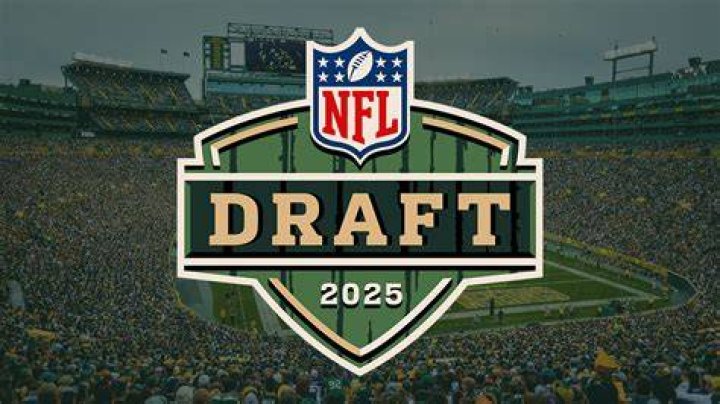 Who Are AJ Brown Parents Arthur Brown, Josette Robertson & Mellisa Smith? Net Worth Girlfriend Details Of The NFL Draft Player