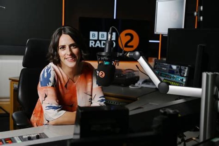 Who Is Helen Thomas Radio 2 & Why Is Twitter Mad At Her?