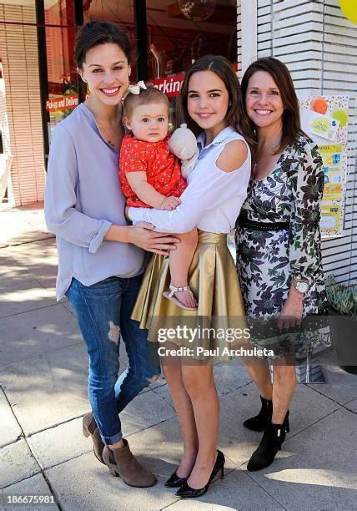 Who Is Patricia Riley? Insights To Bailee Madison’s Mother’s Age, Family, And Instagram