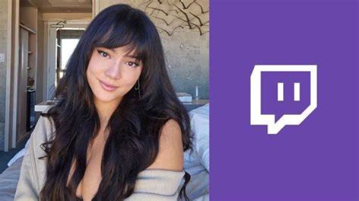 Who Is Peachachoo On Twitch? Age And Real Name Revealed