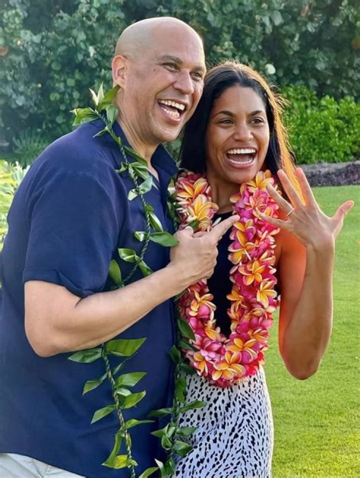 Who Is Senator Cory Booker’s Wife Rosario Dawson?