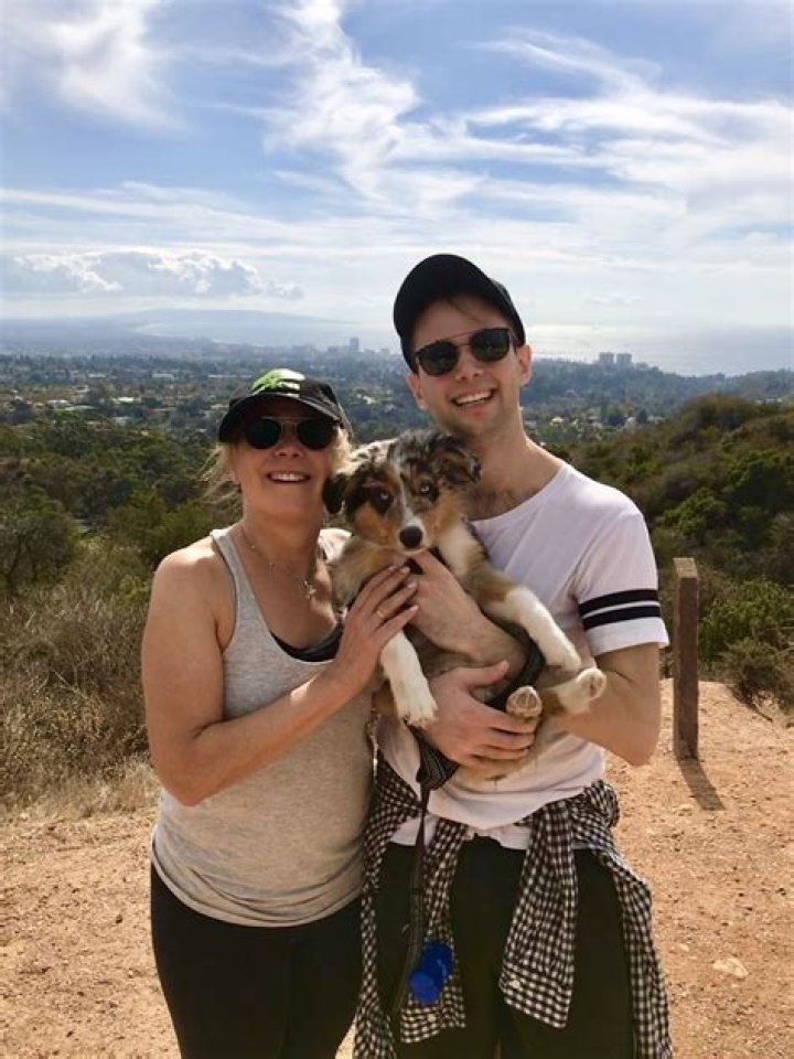 Zach Kornfeld Parents: Meet Adam Kornfeld And Margo Konfeld
